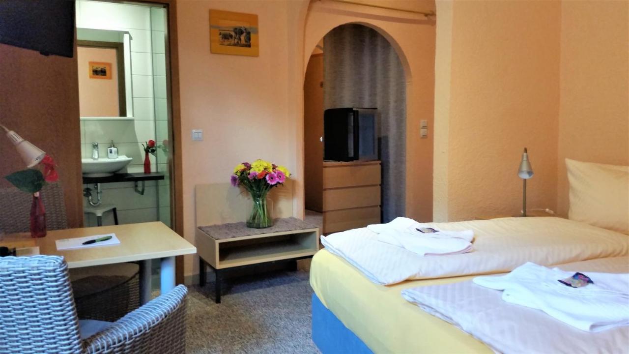 Hotel-Pension Gruene Linde Делич Екстериор снимка